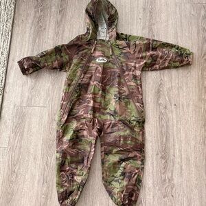 Tuffo Muddy Buddy Camo Hooded Rain suit size 5t